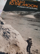 Apollo to the Moon