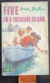 Five on a Treasure Island
