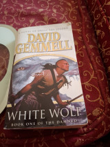 White wolf