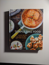 Simple Thai Food - classic recipes from the Thai home chicken