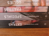 Set: Uglies, Pretties, Extras, Specials