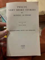 Twelve very short stories introductions, notes and exercises