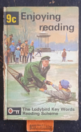 Enjoying reading. Book 9c Ladybird Key Words Reading Scheme